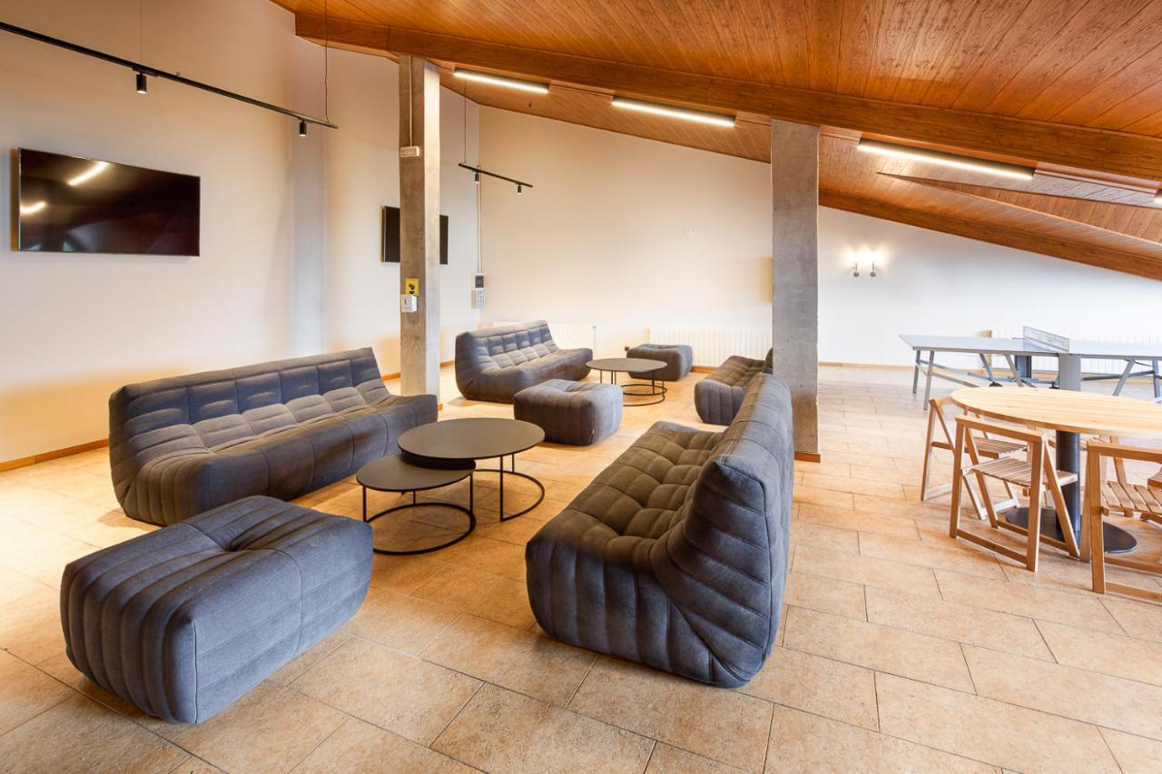 Abrigall Hostel La Masella Ngoại thất bức ảnh