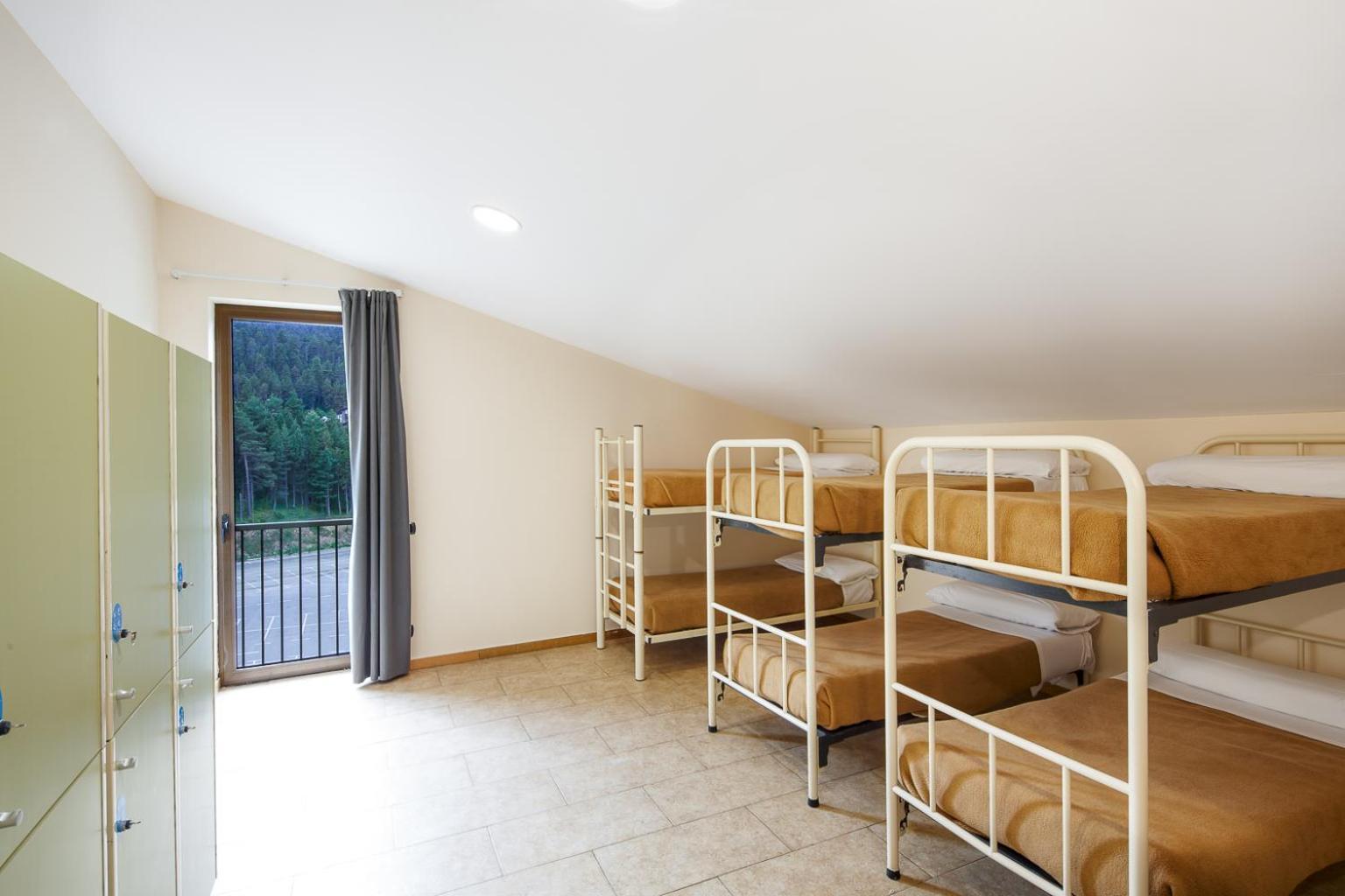 Abrigall Hostel La Masella Phòng bức ảnh